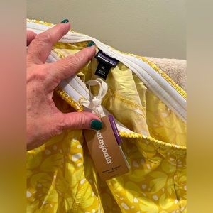 Patagonia women’s shorts Medium